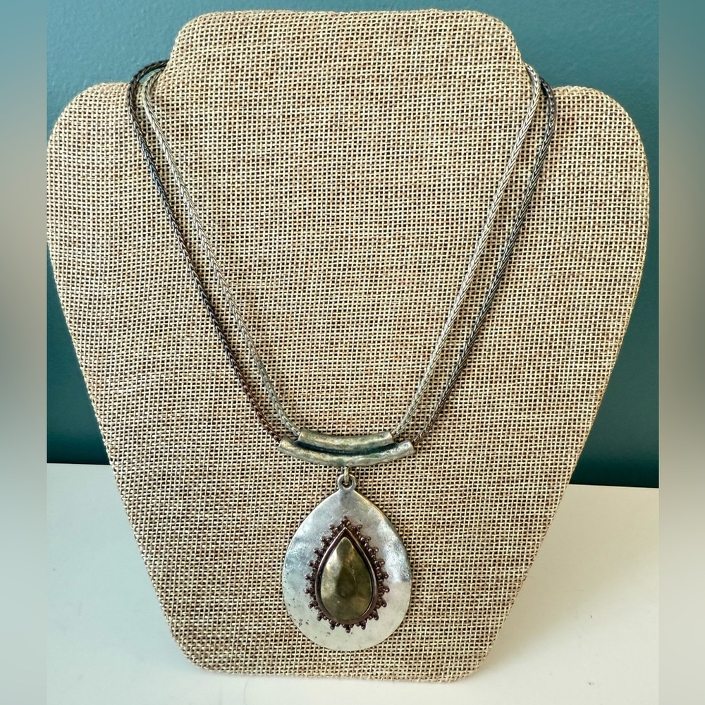 Vintage Laura Ashley 3 tone pendant double strand necklace
